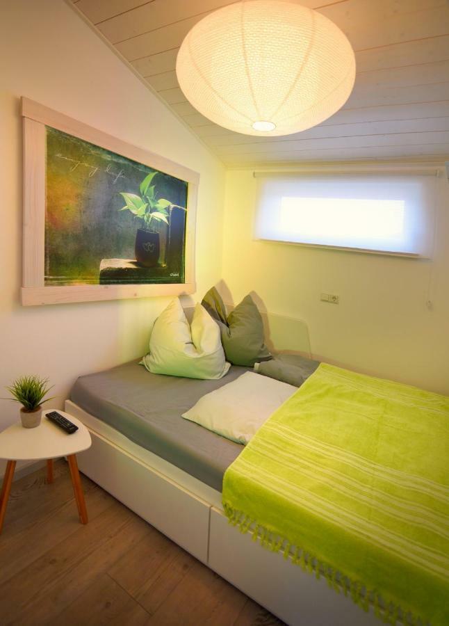 Petit-Chalet Am Hainer See Rötha Екстериор снимка