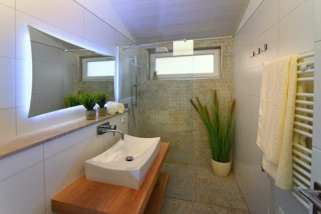 Petit-Chalet Am Hainer See Rötha Екстериор снимка