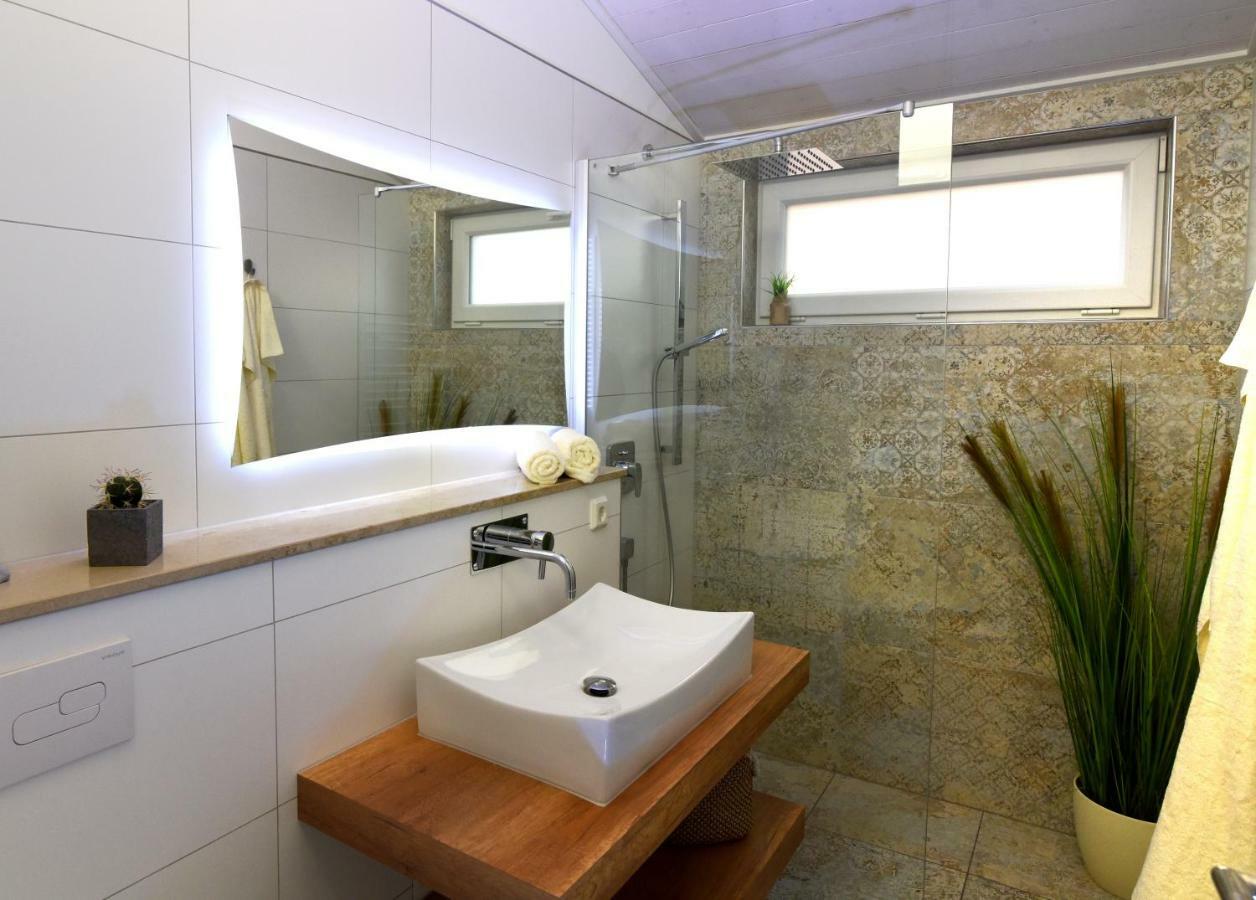 Petit-Chalet Am Hainer See Rötha Екстериор снимка